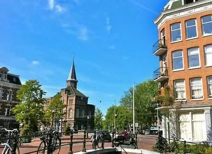 Panoramic Canalview Apartment